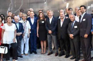 La colectividad armenia presente en el acto por el aniversario de la Dirección Nacional de Migraciones con el ministro Frigerio