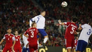 Armenia perdió 3 a 2 con Portugal con tres goles de Cristiano Ronaldo